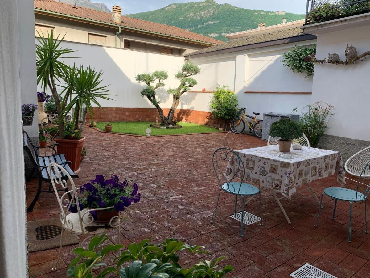 Отель Borgo Dei Pescatori Лекко Экстерьер фото