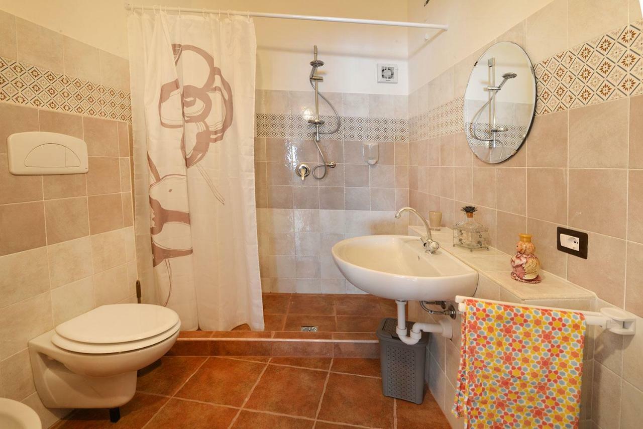 Отель Borgo Dei Pescatori Лекко Экстерьер фото